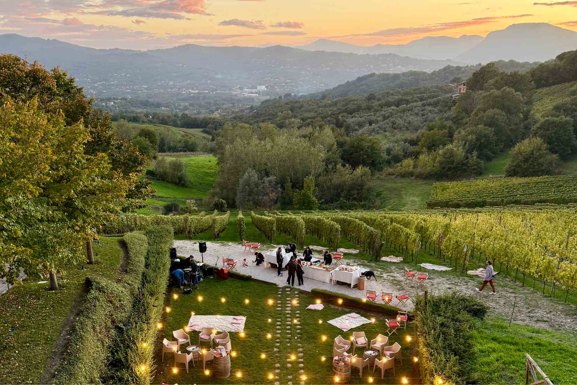 borgo-san-gregorio-experience-aperitivo-tours-prestigio-collection