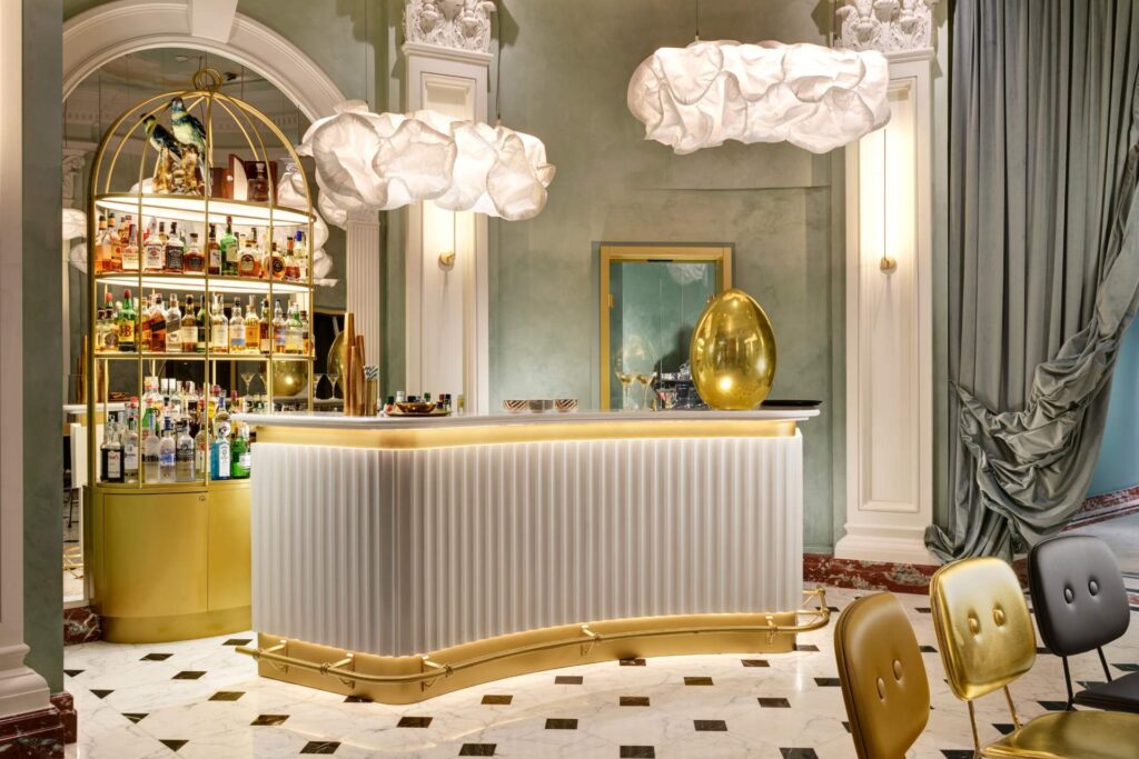 leons-place-hotel-bar-completo-prestigio-collection