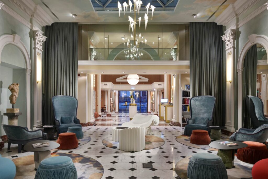 leons-place-hotel-hall-uscita-prestigio-collection