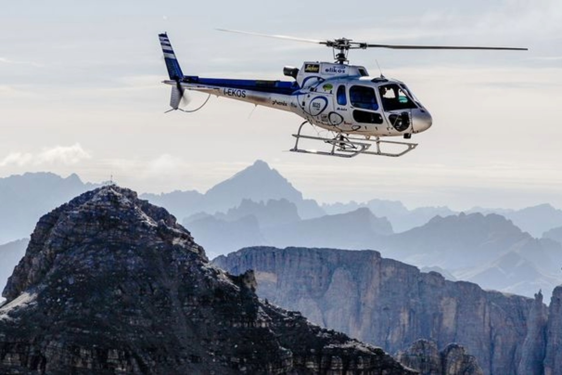 Castel-Hörtenberg-bolzano-Helicopter-tours-and-sightseeing-prestigio-collection