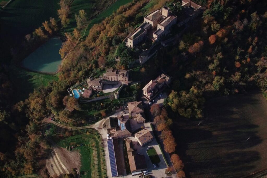 antico-borgo-tabiano-castello-salsomaggiore-terme-borgo-panoramica-prestigio-collection