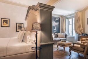 corte-calzaiuoli-firenze-junior-suite-prestigio-collectionc