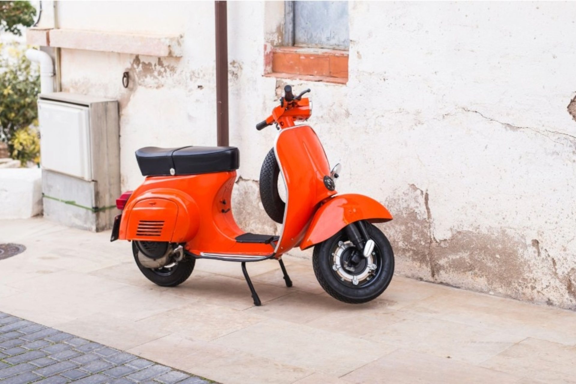 hotel-la-reginella-ischia-tour-in-scooter-prestigio-collection