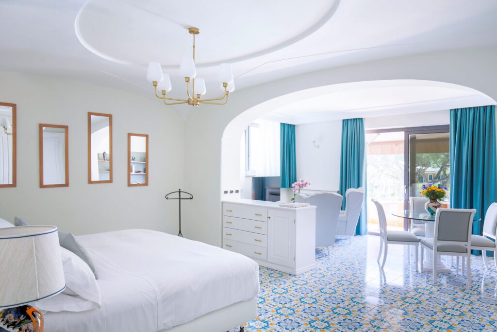 hotel-la-reginella-ischia-vista-suite-prestigio-collection
